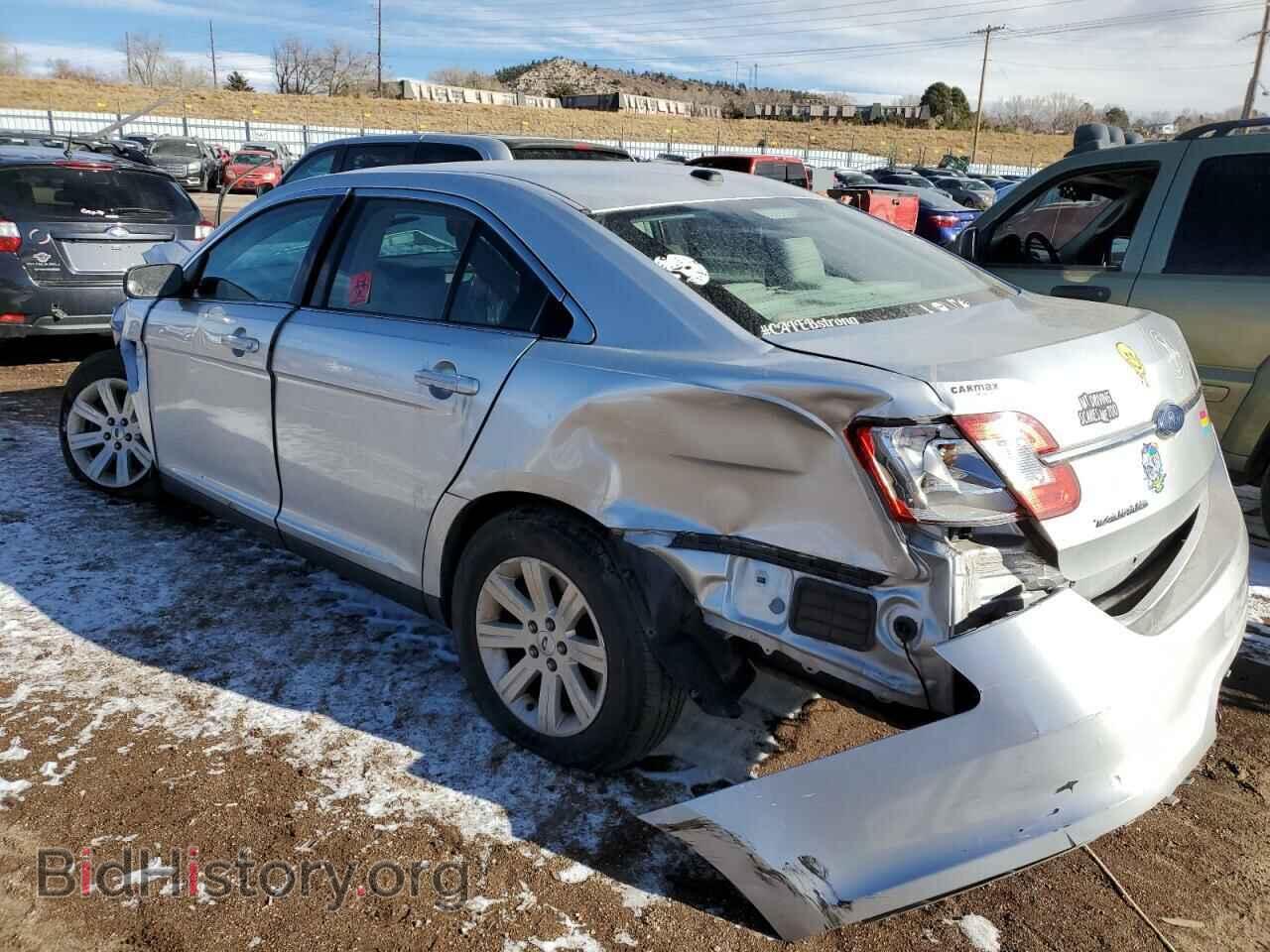 2010 FORD TAURUS - VIN: 1FAHP2DW8AG147030 - Фото 2