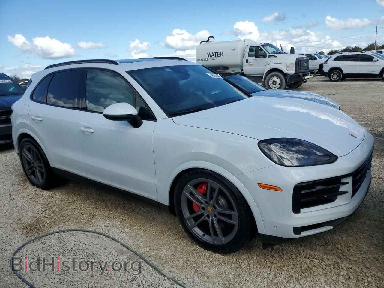 2024 PORSCHE CAYENNE - VIN: WP1AL2AY2RDA32576 - Photo 4