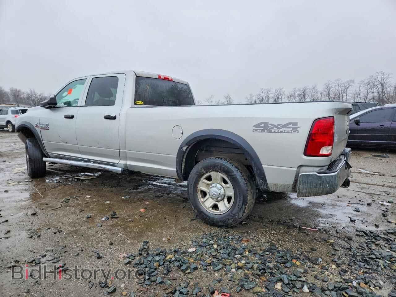 2017 RAM 2500 - VIN: 3C6UR5HL6HG670704 - Фото 2