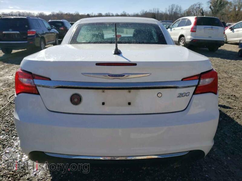 2013 Chrysler 200 (VIN 1C3BCBFG7DN550843) — фото 6 из 13