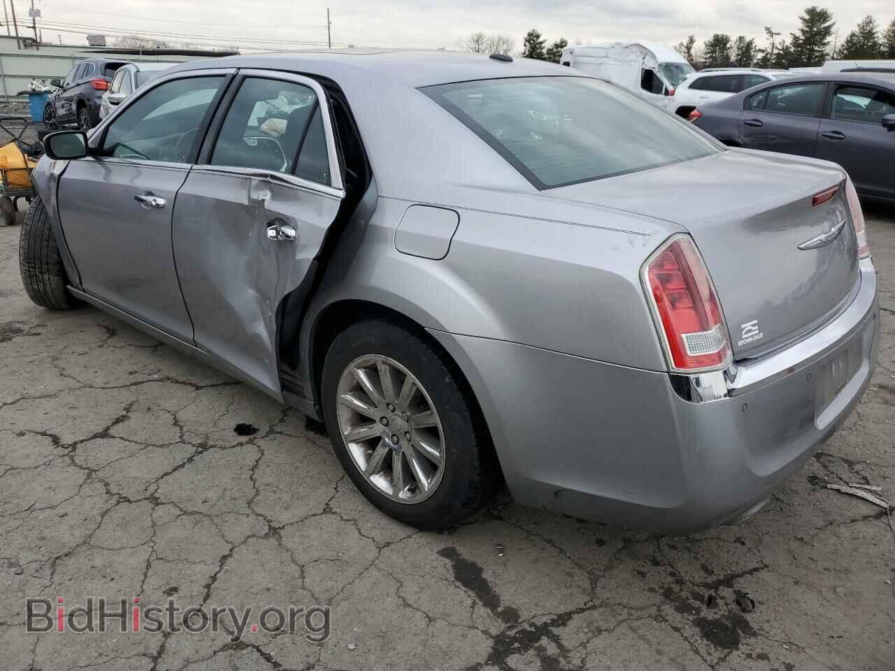 2011 CHRYSLER 300 - VIN: 2C3CA5CG8BH527433 - Фото 2
