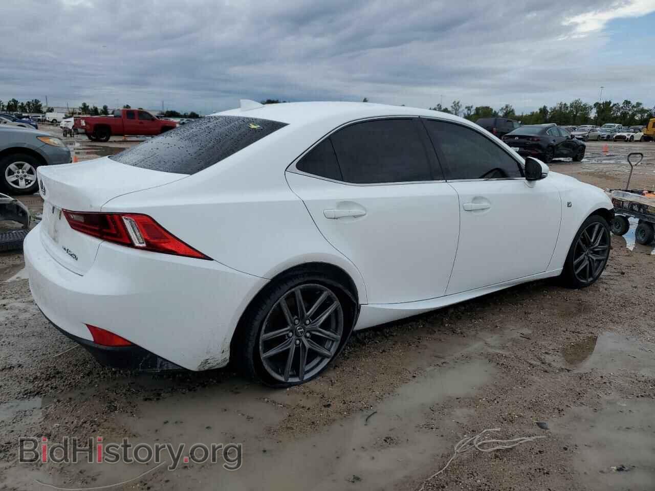 2014 LEXUS IS - VIN: JTHCF1D24E5009967 - Photo 3
