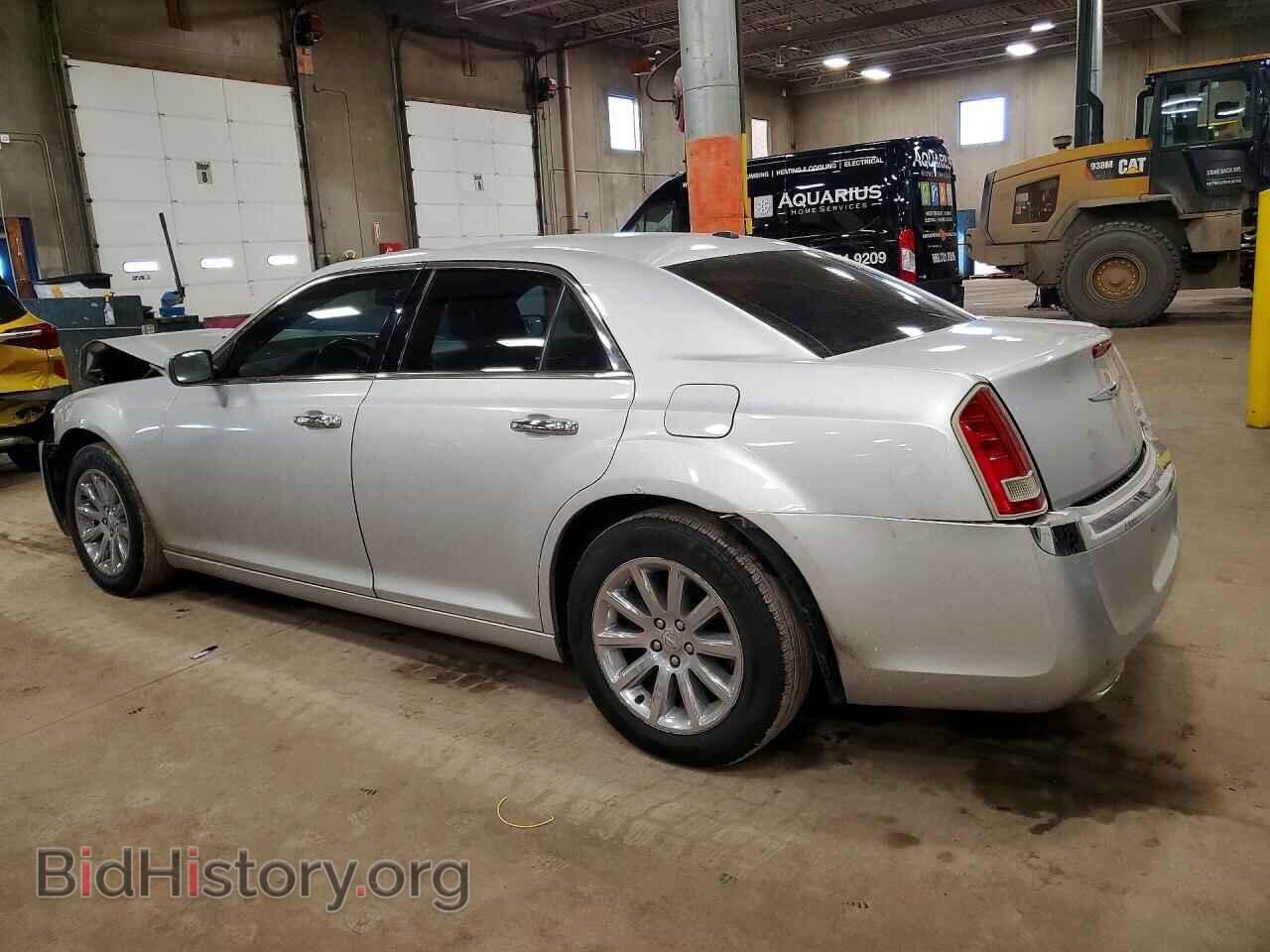 2012 CHRYSLER 300 - VIN: 2C3CCACG9CH242499 - Фото 2