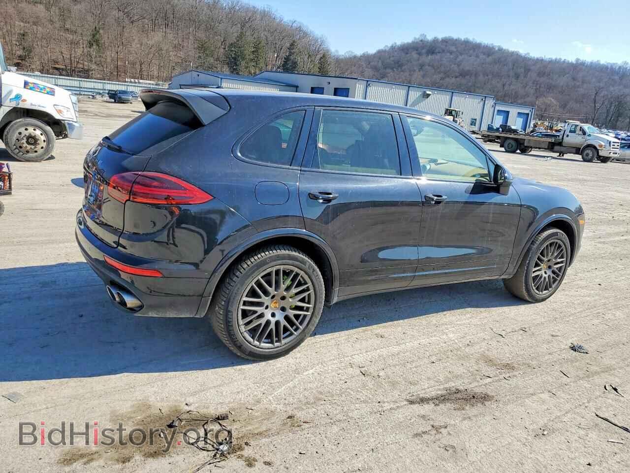 2017 PORSCHE CAYENNE - VIN: WP1AE2A26HLA72671 - Фото 3