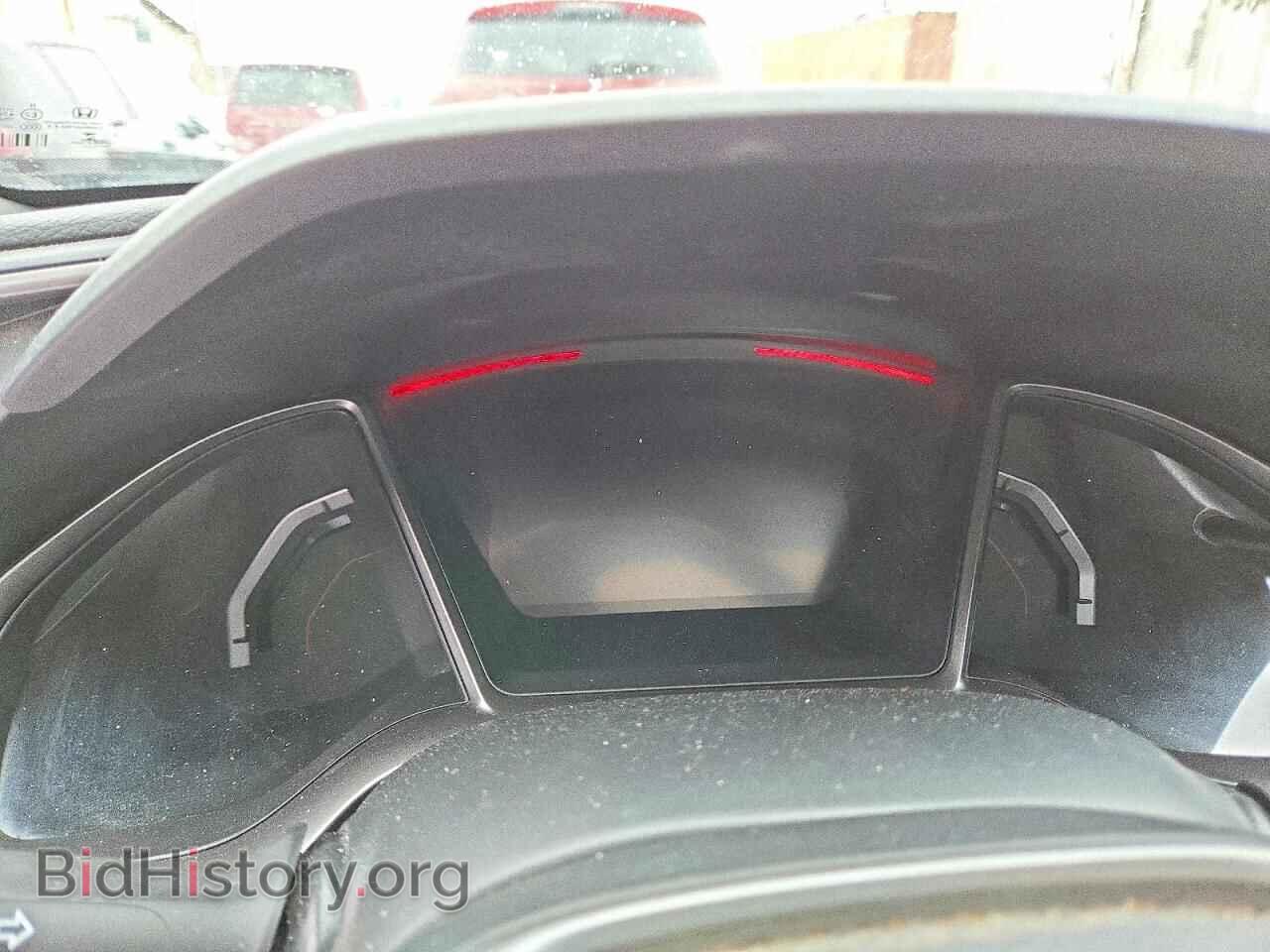 2018 HONDA CIVIC - VIN: 2HGFC3A55JH220357 - Фото 9