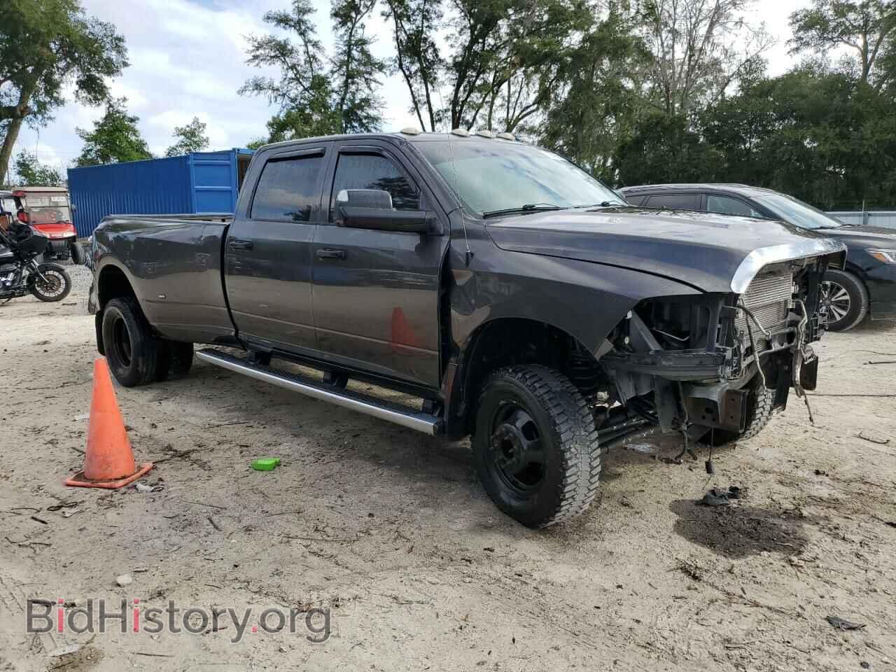 2017 RAM All Models - VIN: 3C63RRGL8HG651463 - Photo 4