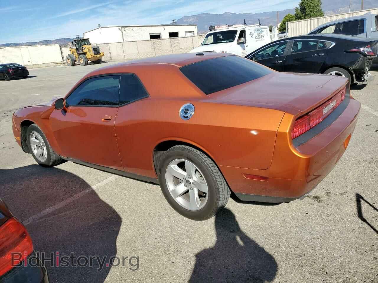 2011 DODGE CHALLENGER - VIN: 2B3CJ4DG8BH542021 - Photo 2