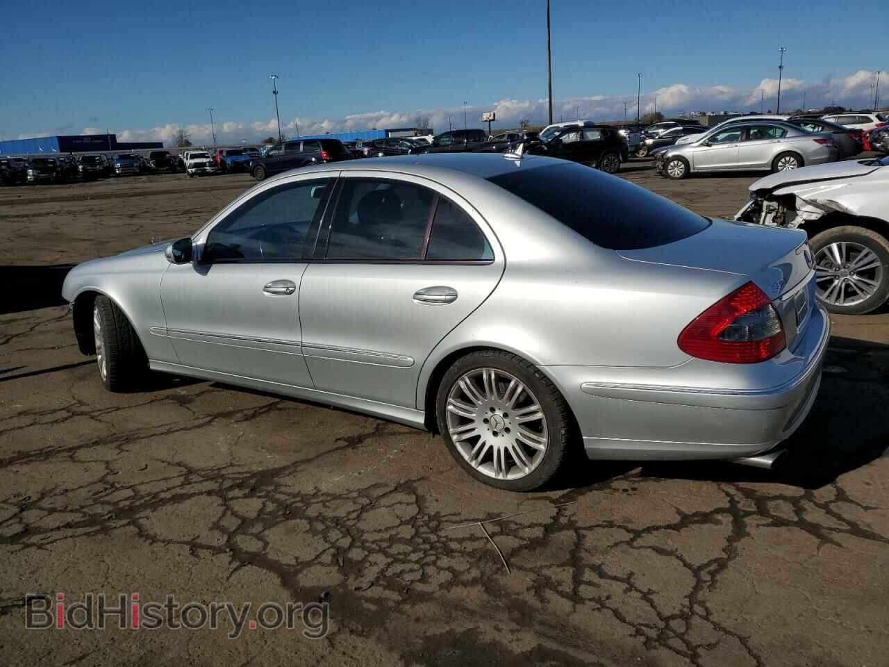 2007 MERCEDES-BENZ E-CLASS - VIN: WDBUF87X77B178857 - Фото 2