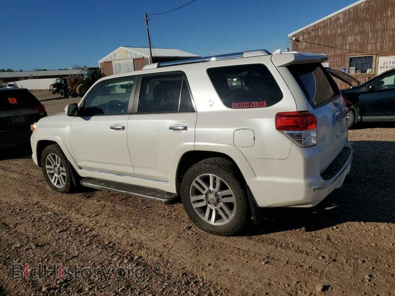 2011 TOYOTA 4RUNNER - VIN: JTEBU5JR1B5068932 - Фото 2