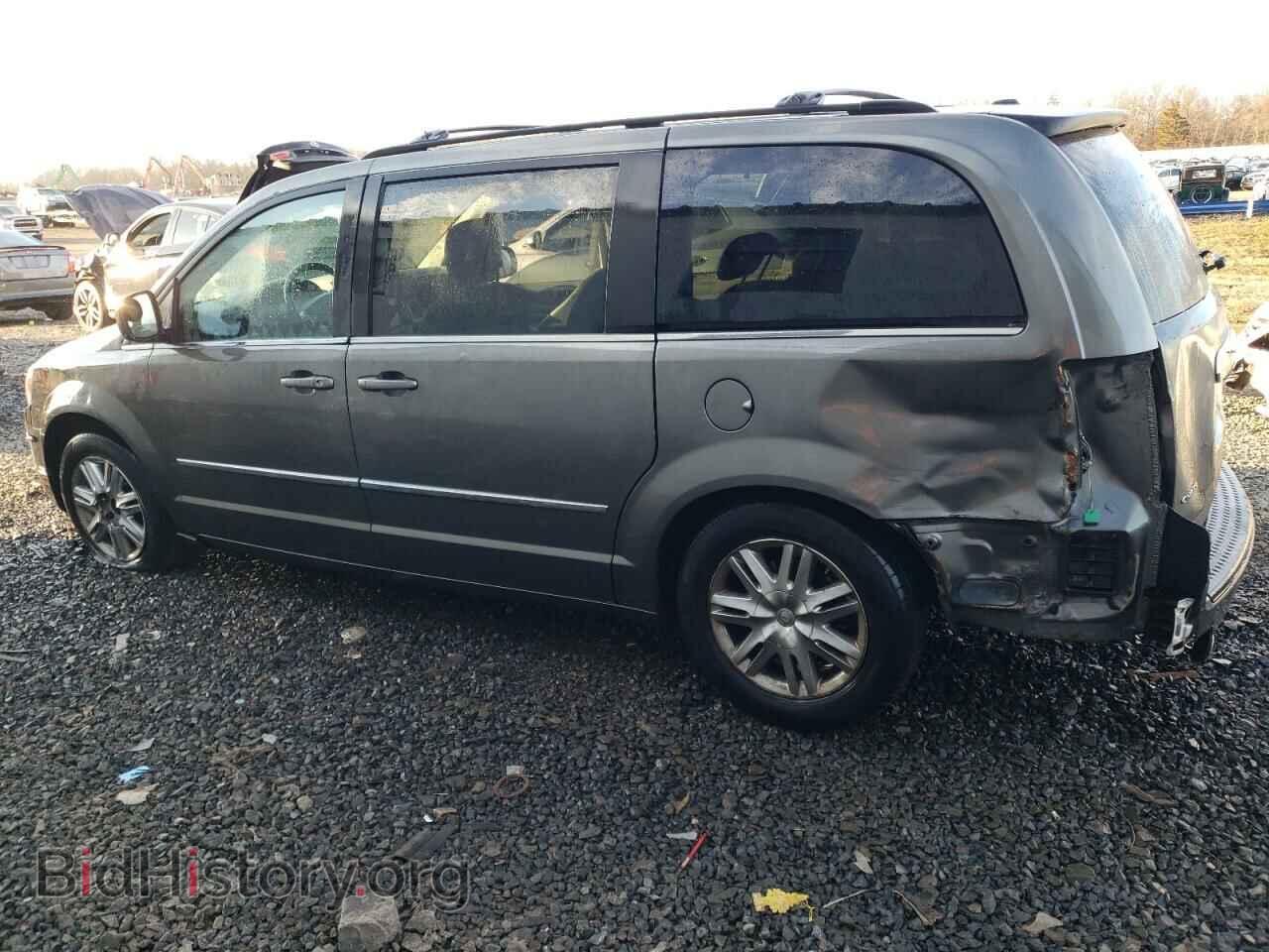 2010 CHRYSLER MINIVAN - VIN: 2A4RR5D14AR286921 - Photo 2
