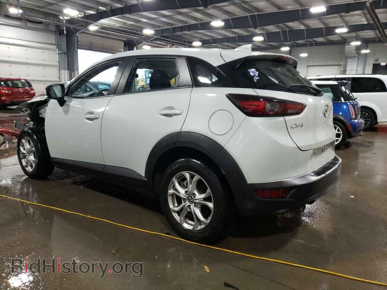 2021 MAZDA CX-3 - VIN: JM1DKDB77M1504204 - Фото 2