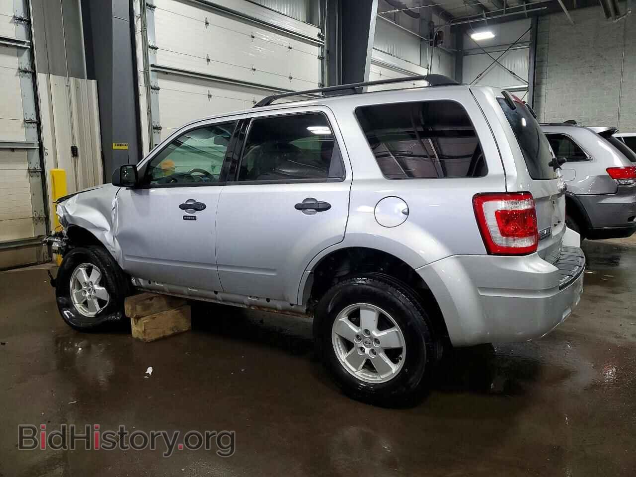 2010 FORD ESCAPE - VIN: 1FMCU9D73AKC83718 - Фото 2