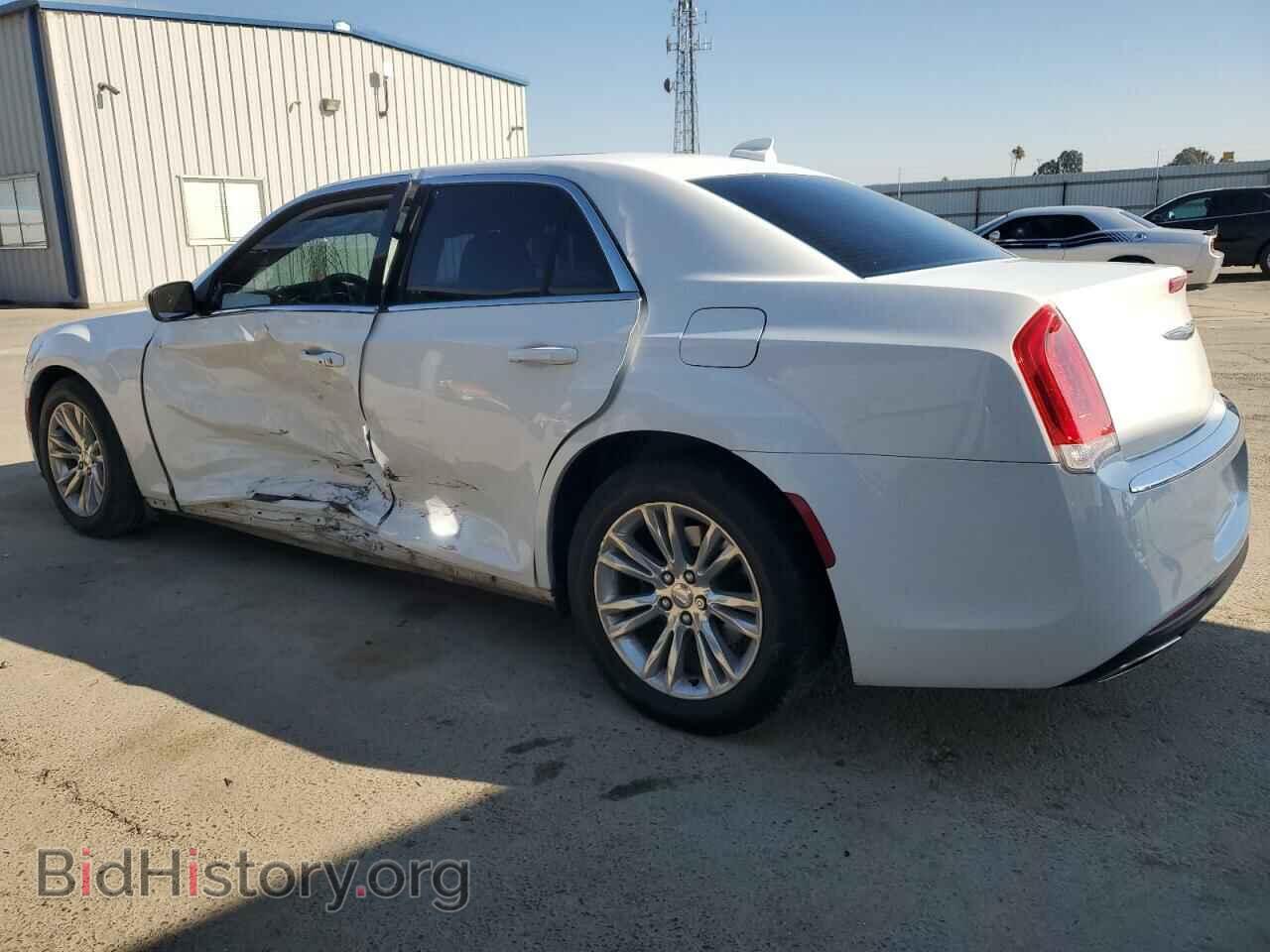 2016 CHRYSLER 300 - VIN: 2C3CCAAG6GH313439 - Фото 2