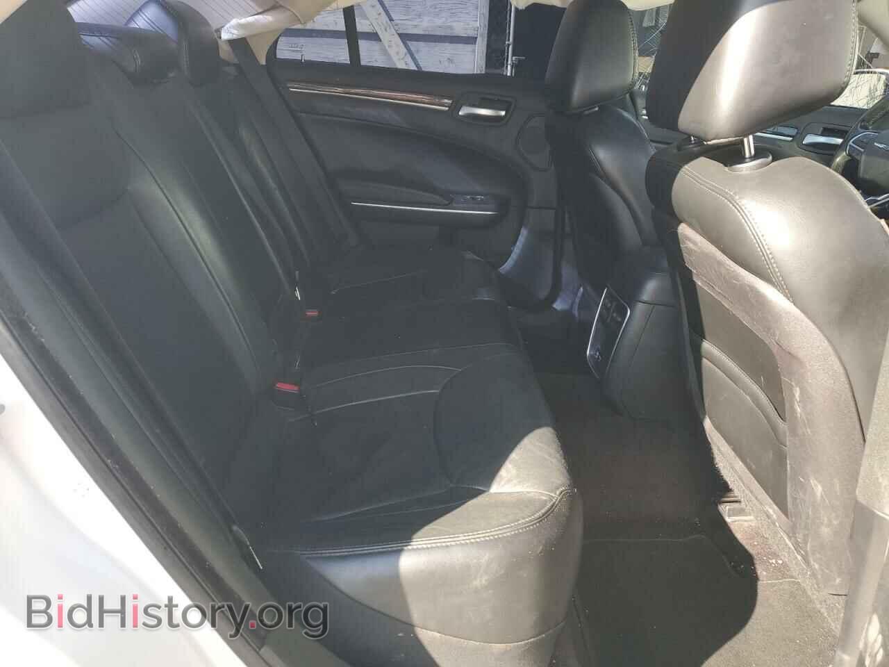 2016 CHRYSLER 300 - VIN: 2C3CCAAG6GH313439 - Фото 10