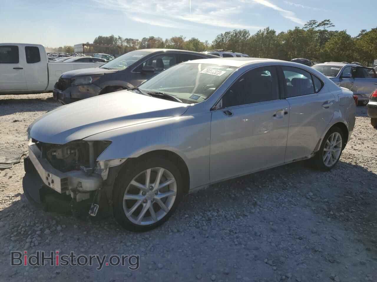 Photo JTHCE5C22B5000904 - LEXUS IS 2011