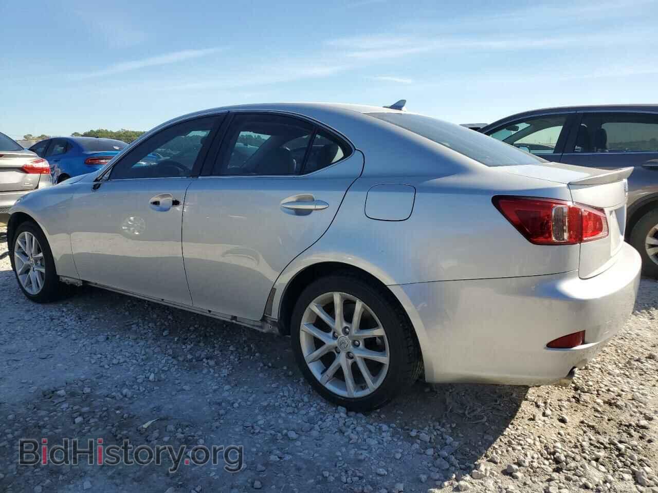 2011 LEXUS IS - VIN: JTHCE5C22B5000904 - Фото 2