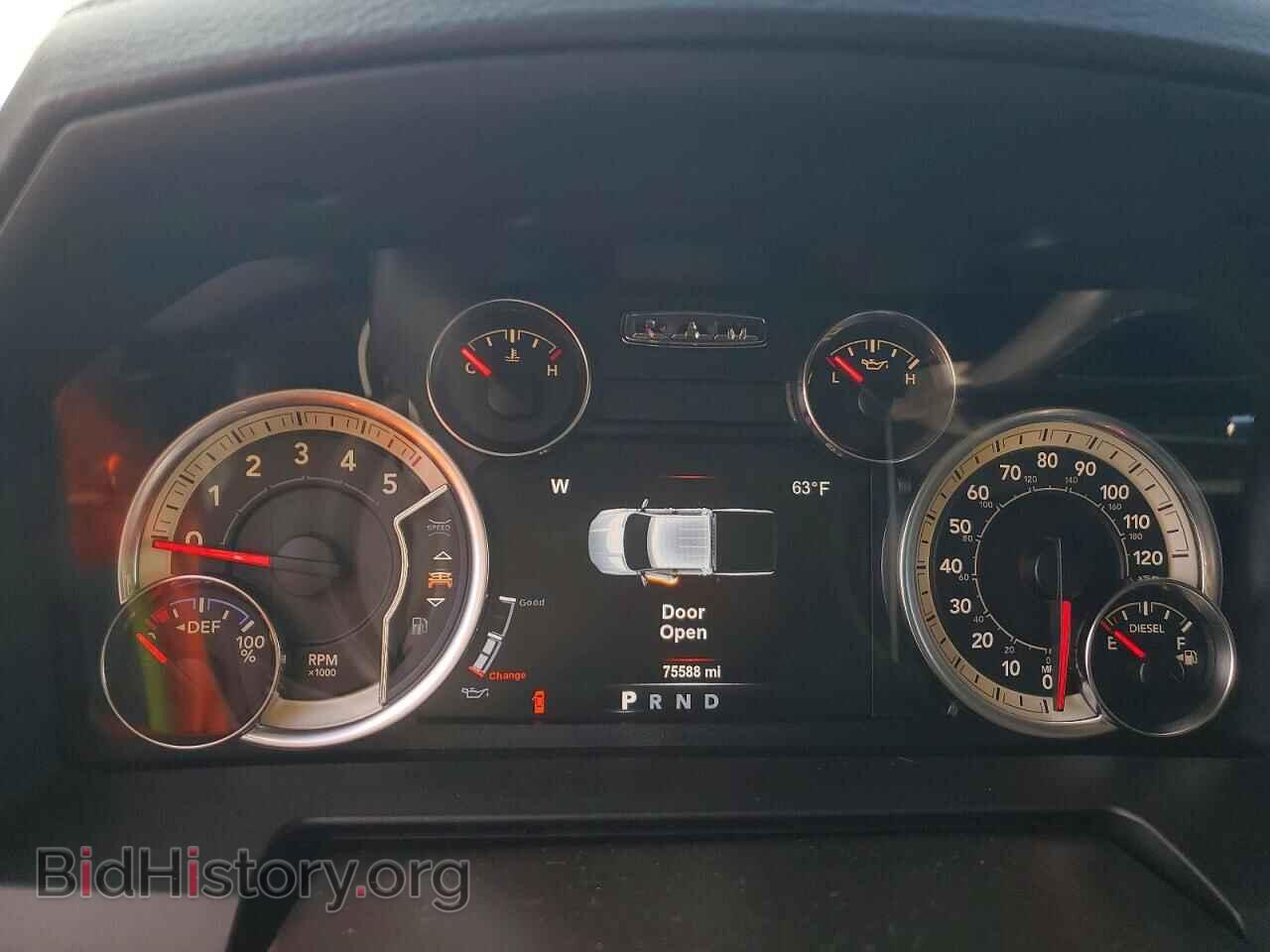 2018 RAM 1500 - VIN: 1C6RR7NM3JS322159 - Фото 9