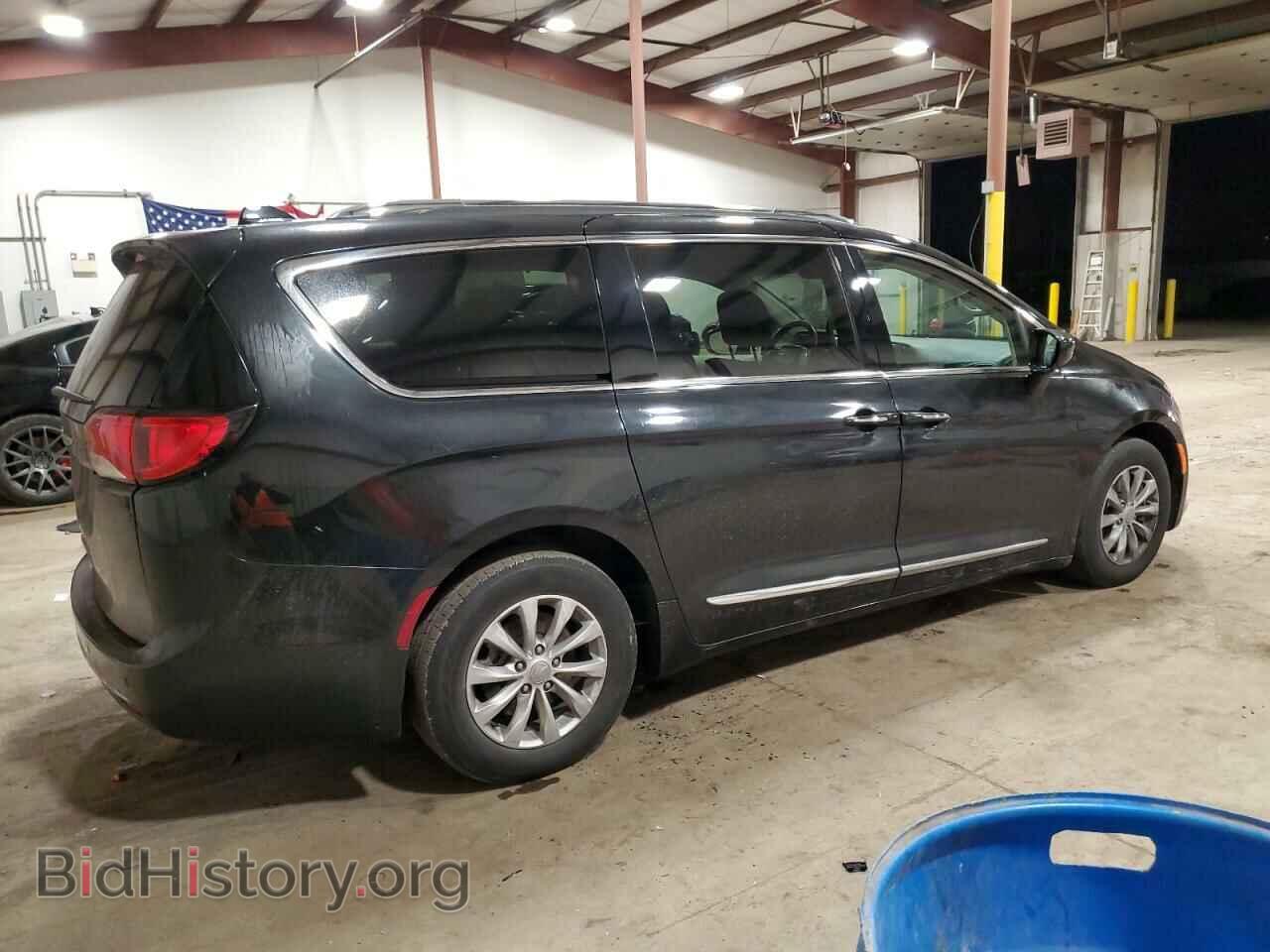 2018 CHRYSLER PACIFICA - VIN: 2C4RC1BG8JR356122 - Фото 3