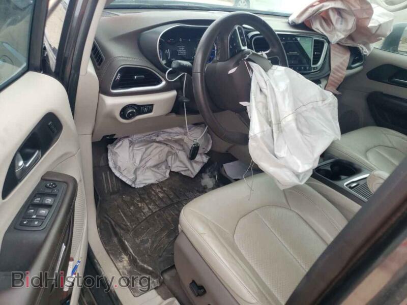 2021 Chrysler PACIFICA (VIN 2C4RC1L74MR507377) — photo 8 of 13