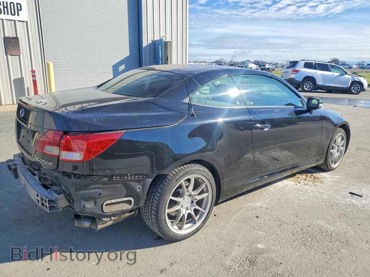 2011 LEXUS IS - VIN: JTHFF2C22B2516254 - Photo 3