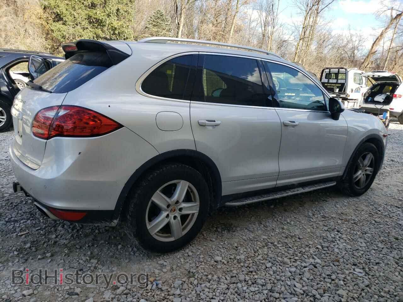 2013 PORSCHE CAYENNE - VIN: WP1AA2A26DLA07020 - Photo 3