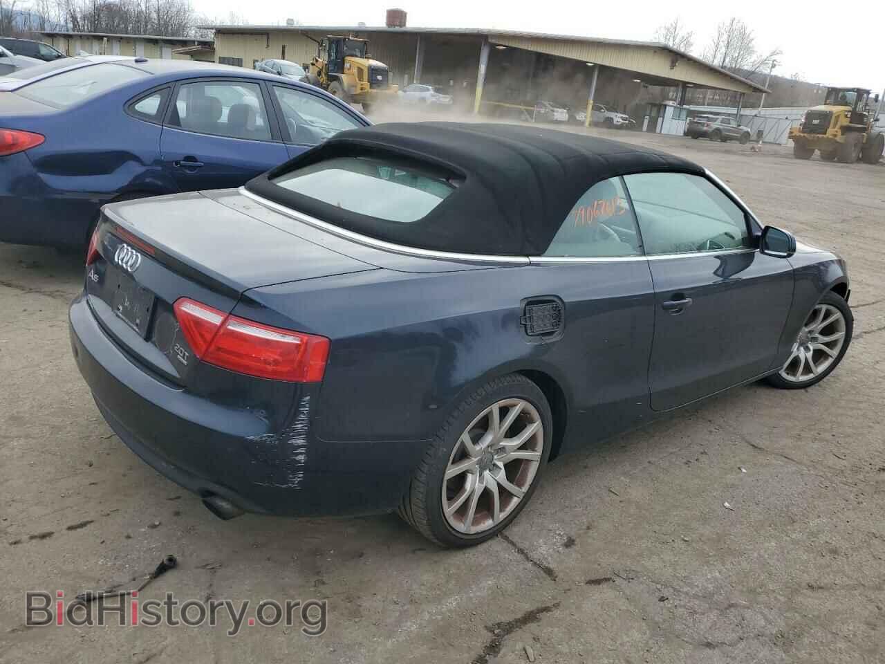 2011 AUDI A5 - VIN: WAUCFAFHXBN010293 - Фото 3