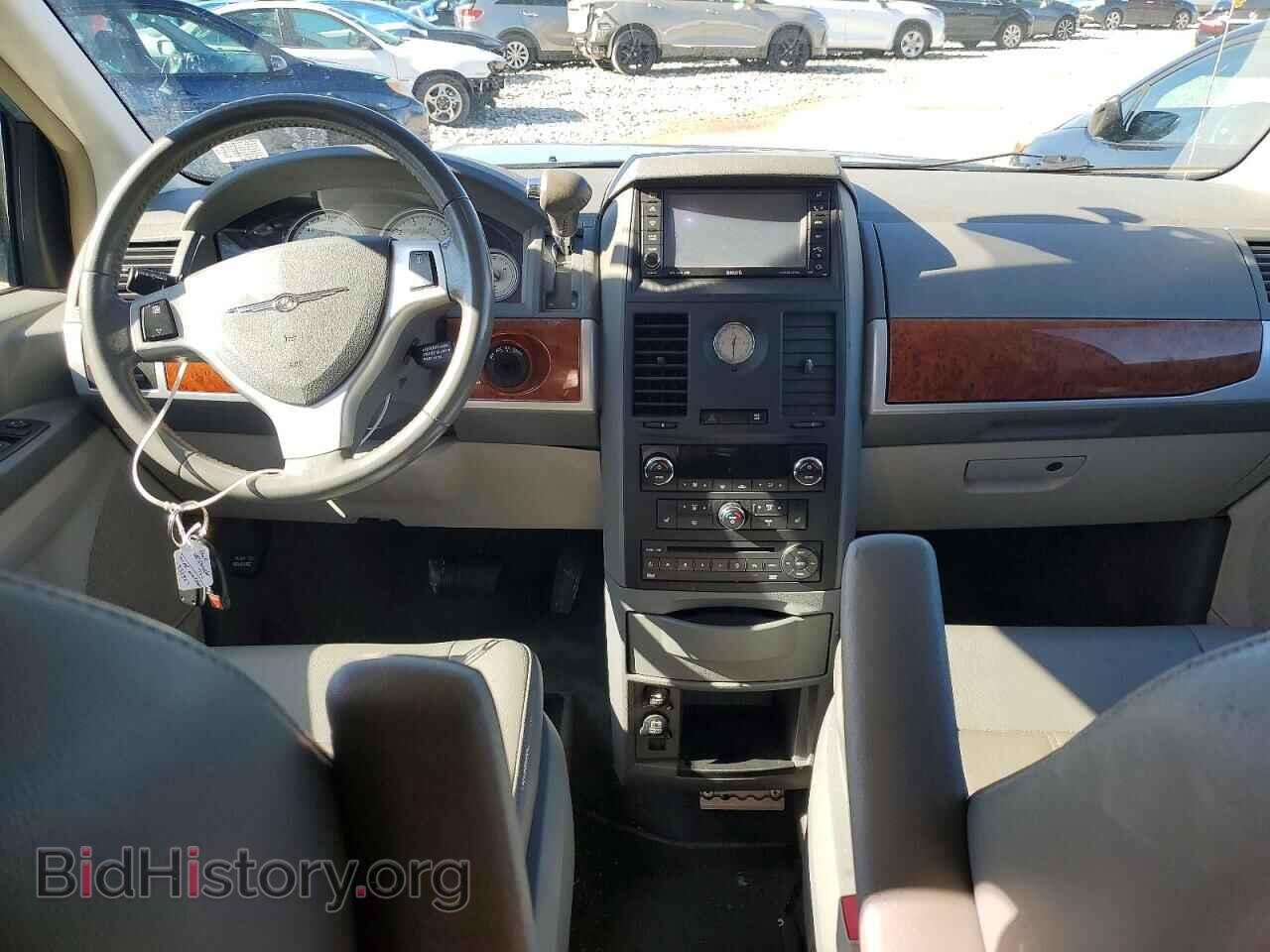 2008 CHRYSLER MINIVAN - VIN: 2A8HR54P68R729840 - Фото 8