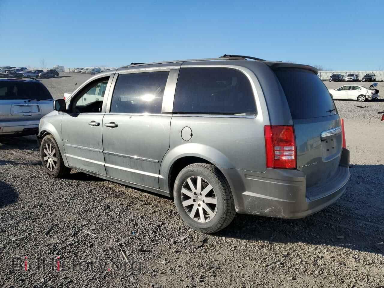 2009 CHRYSLER MINIVAN - VIN: 2A8HR54139R648047 - Фото 2