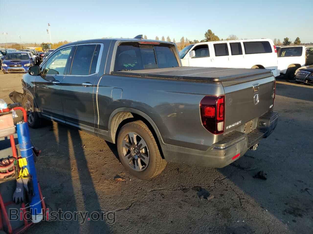 2017 HONDA RIDGELINE - VIN: 5FPYK3F79HB005964 - Фото 2