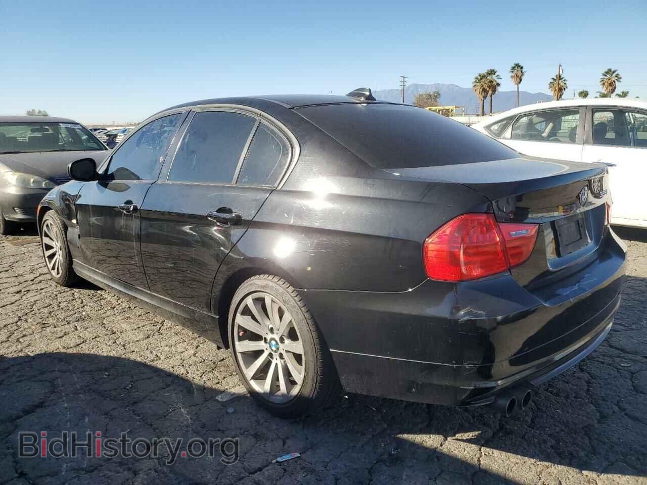 2011 BMW 3 SERIES - VIN: WBAPH5C58BA445768 - Фото 2