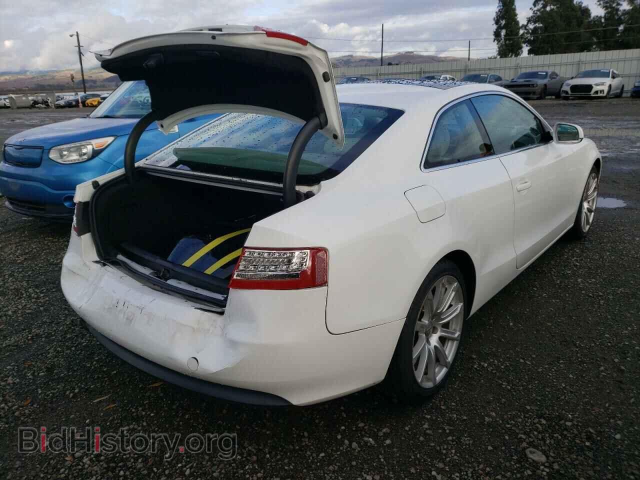 2011 AUDI A5 - VIN: WAULFAFRXBA049935 - Фото 3