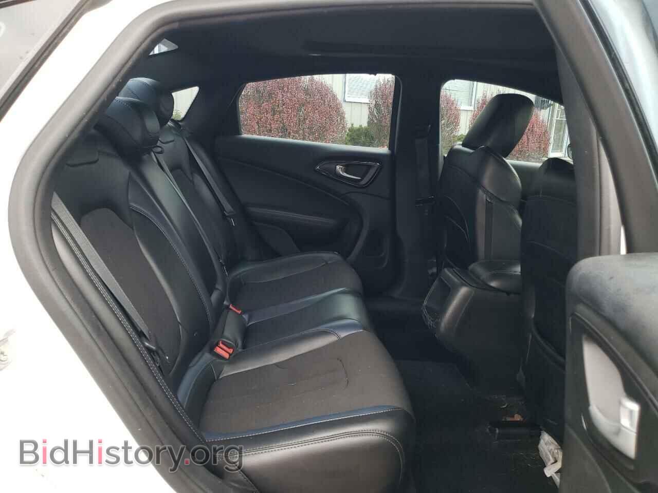 2015 CHRYSLER 200 - VIN: 1C3CCCBG7FN689874 - Фото 10