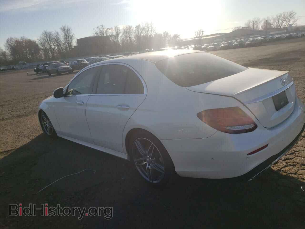 2017 MERCEDES-BENZ E-CLASS - VIN: WDDZF4KB3HA088629 - Фото 2