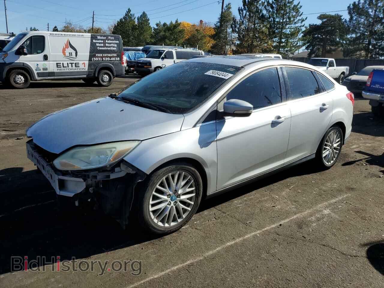 Фотография 1FAHP3H21CL156143 - FORD FOCUS 2012