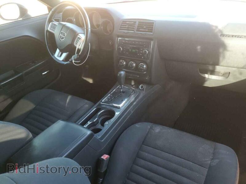2012 Dodge CHALLENGER (VIN 2C3CDYAG3CH257993) — фото 8 из 12