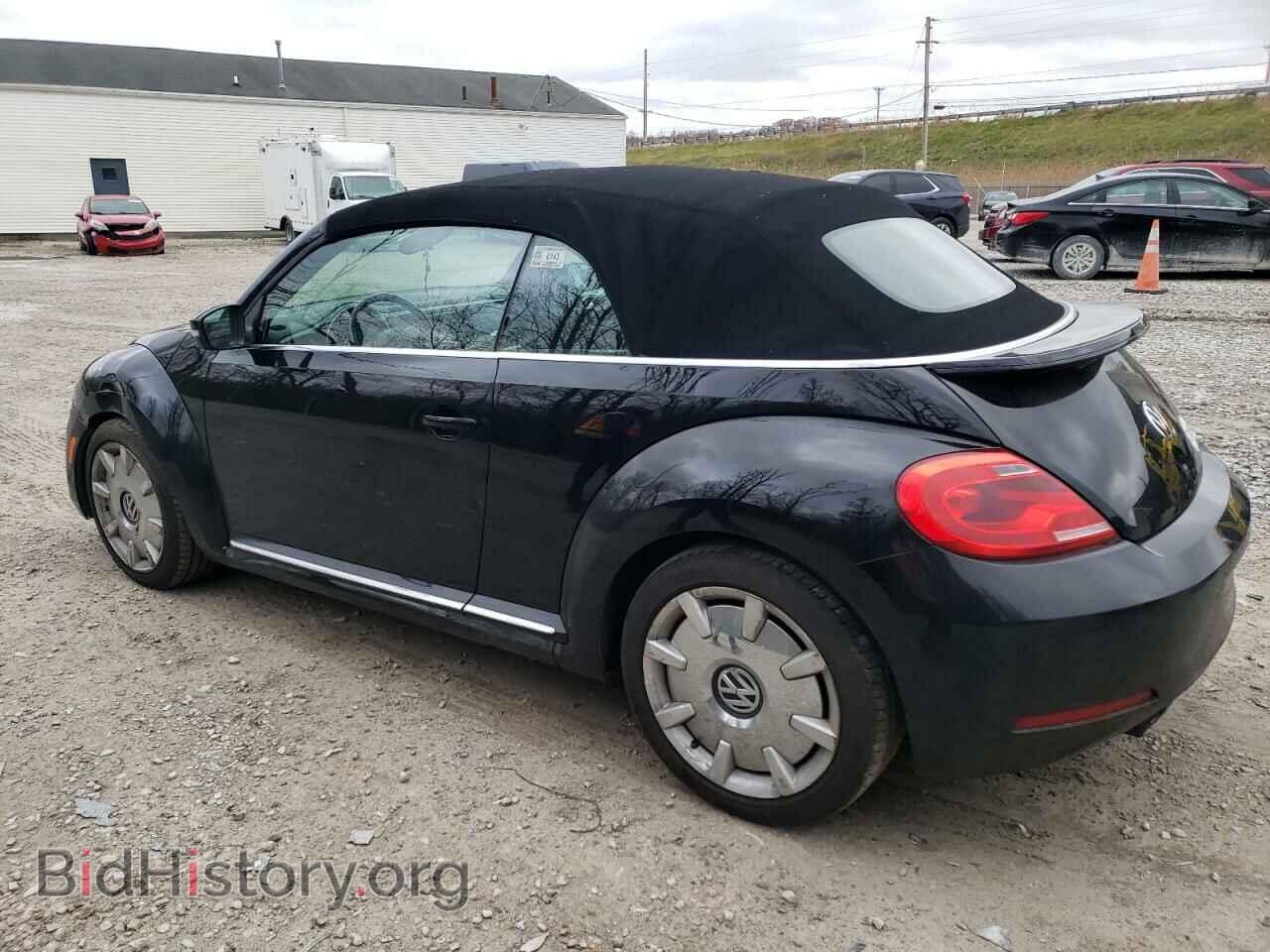 2013 VOLKSWAGEN BEETLE - VIN: 3VW5P7AT5DM822263 - Фото 2