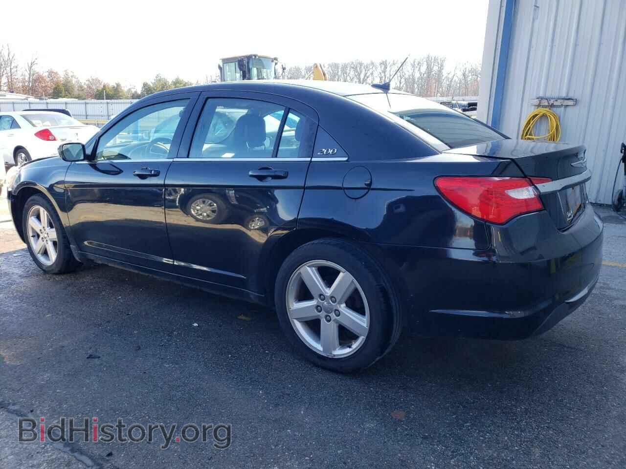 2012 CHRYSLER 200 - VIN: 1C3CCBAB5CN130027 - Photo 2