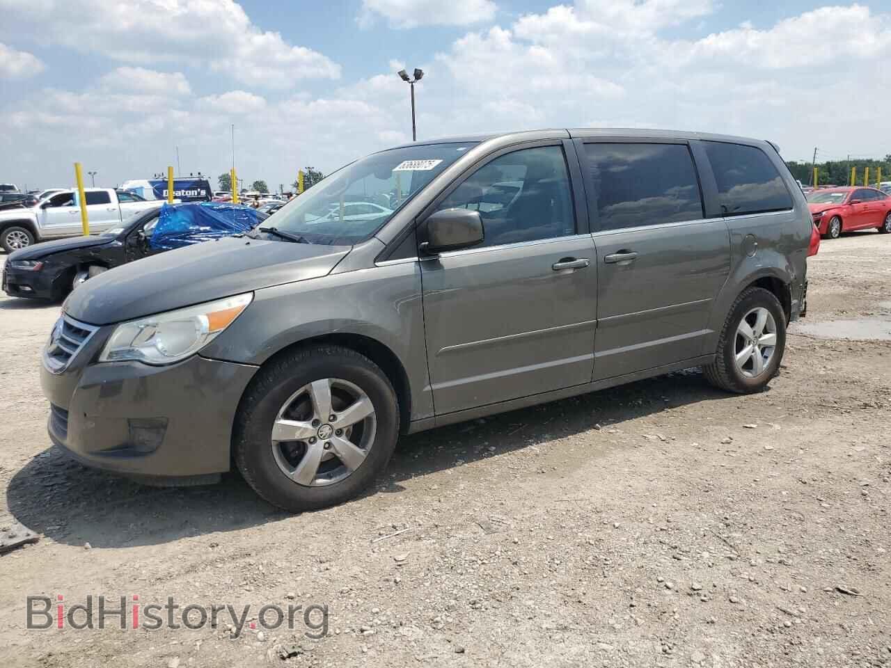 Photo 2V4RW3D18AR295615 - VOLKSWAGEN ROUTAN 2010
