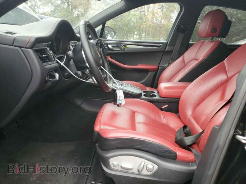 2018 Porsche MACAN (VIN WP1AA2A58JLB00174) — фото 7 из 13