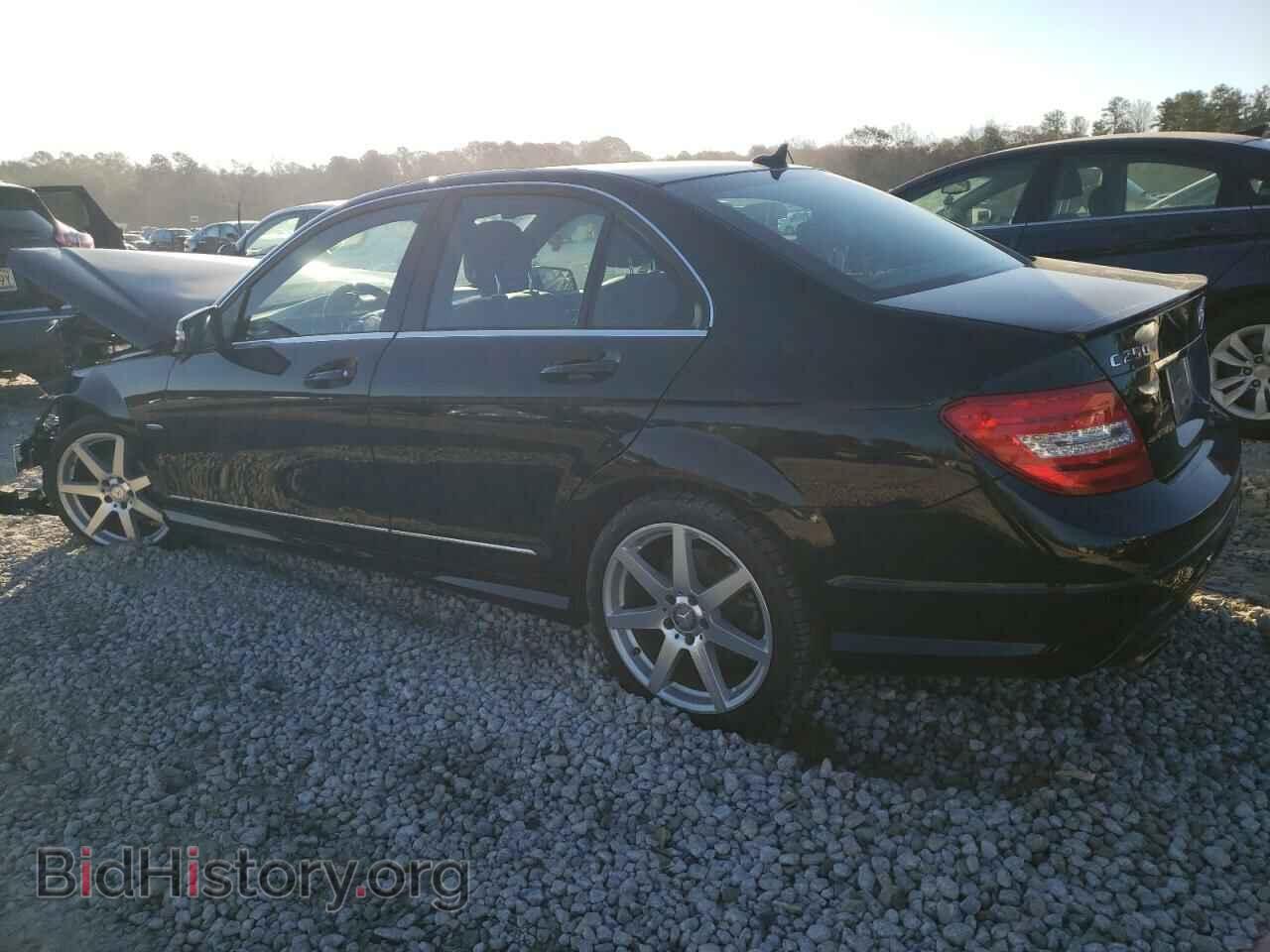 2012 MERCEDES-BENZ C-CLASS - VIN: WDDGF4HB3CA711111 - Фото 2