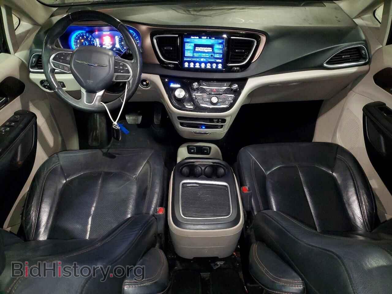 2017 CHRYSLER PACIFICA - VIN: 2C4RC1EG1HR628046 - Photo 8