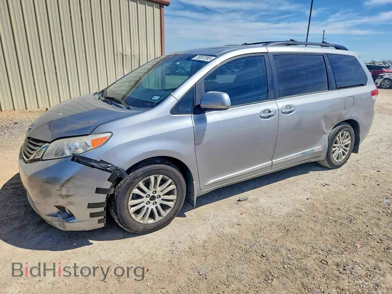 Photo 5TDYK3DC8DS334816 - TOYOTA SIENNA 2013