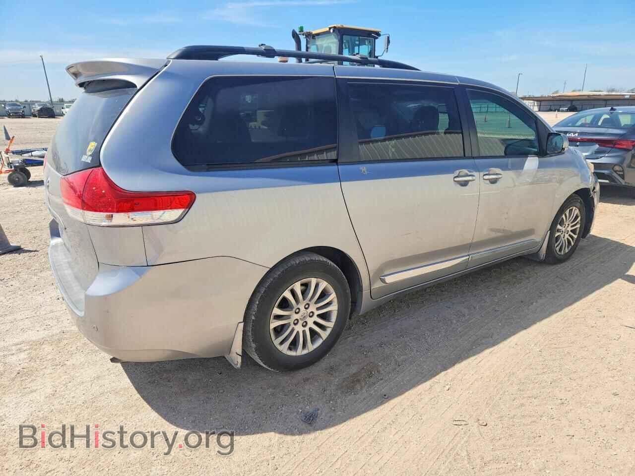 2013 TOYOTA SIENNA - VIN: 5TDYK3DC8DS334816 - Фото 3