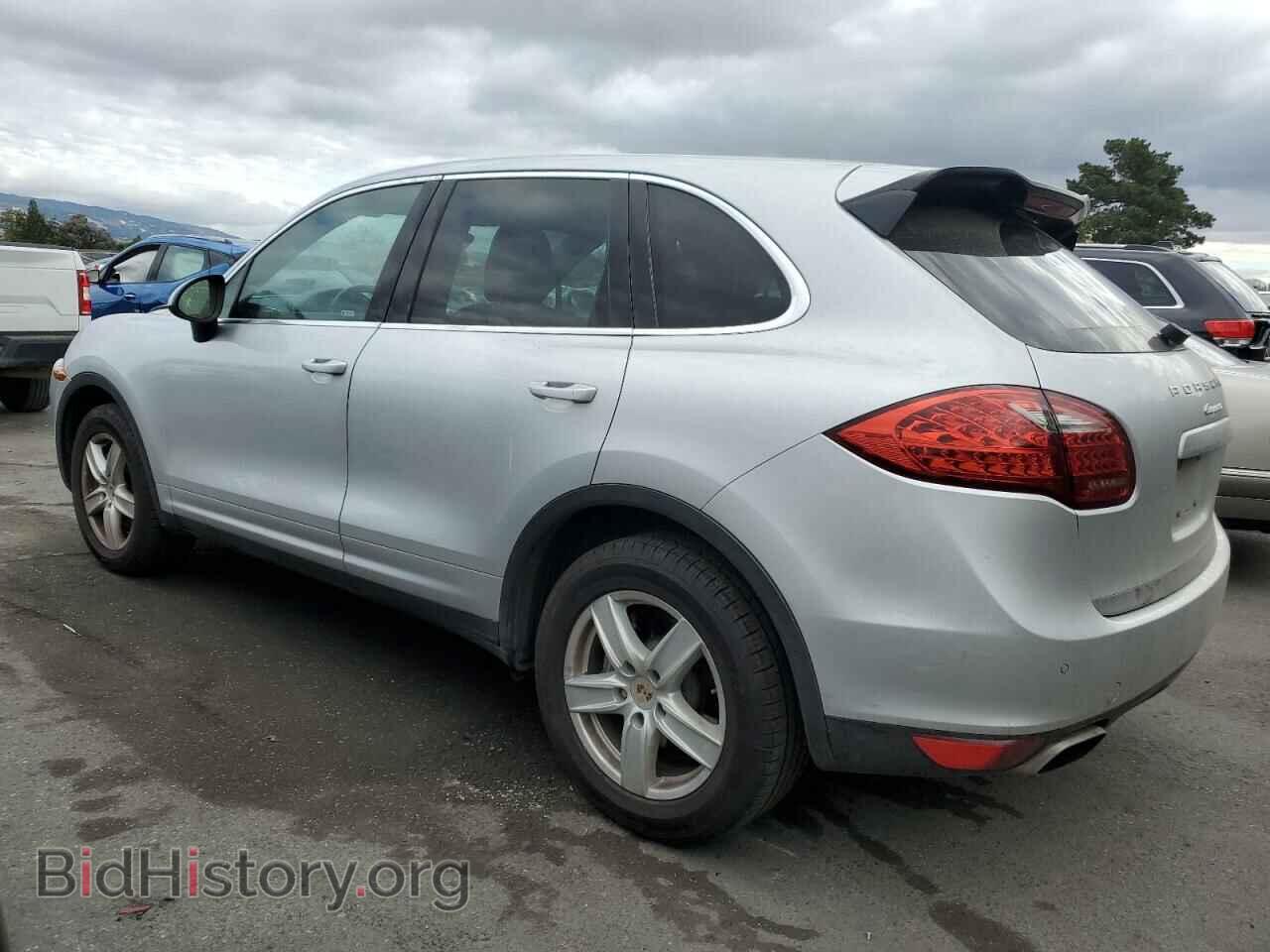 2013 PORSCHE CAYENNE - VIN: WP1AA2A22DLA02896 - Photo 2