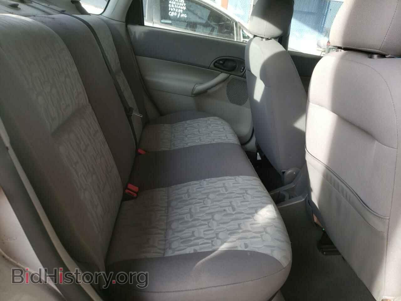 2005 FORD FOCUS - VIN: 1FAFP34NX5W252913 - Фото 10