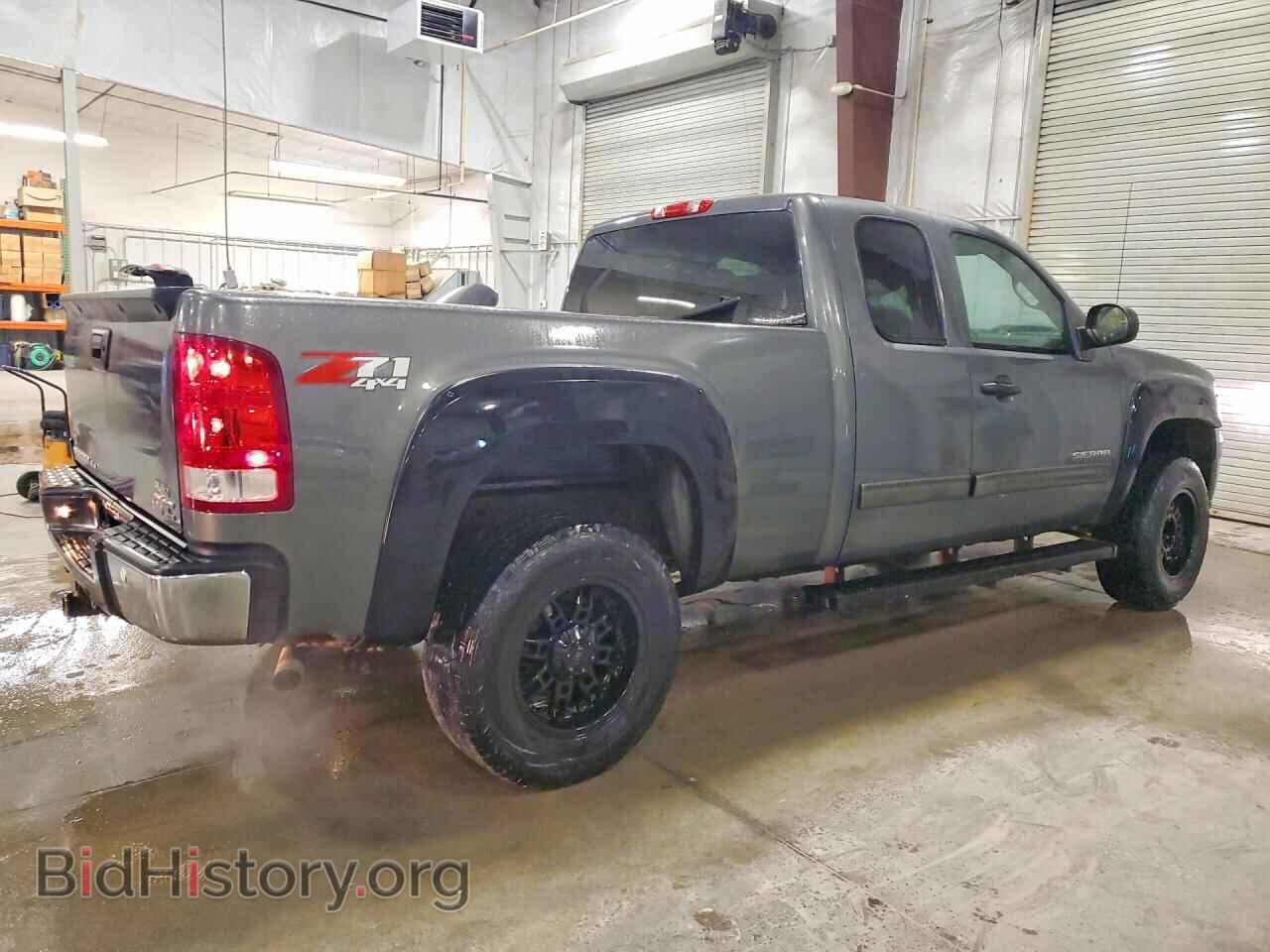 2011 GMC SIERRA - VIN: 1GTR2VE32BZ404238 - Фото 3