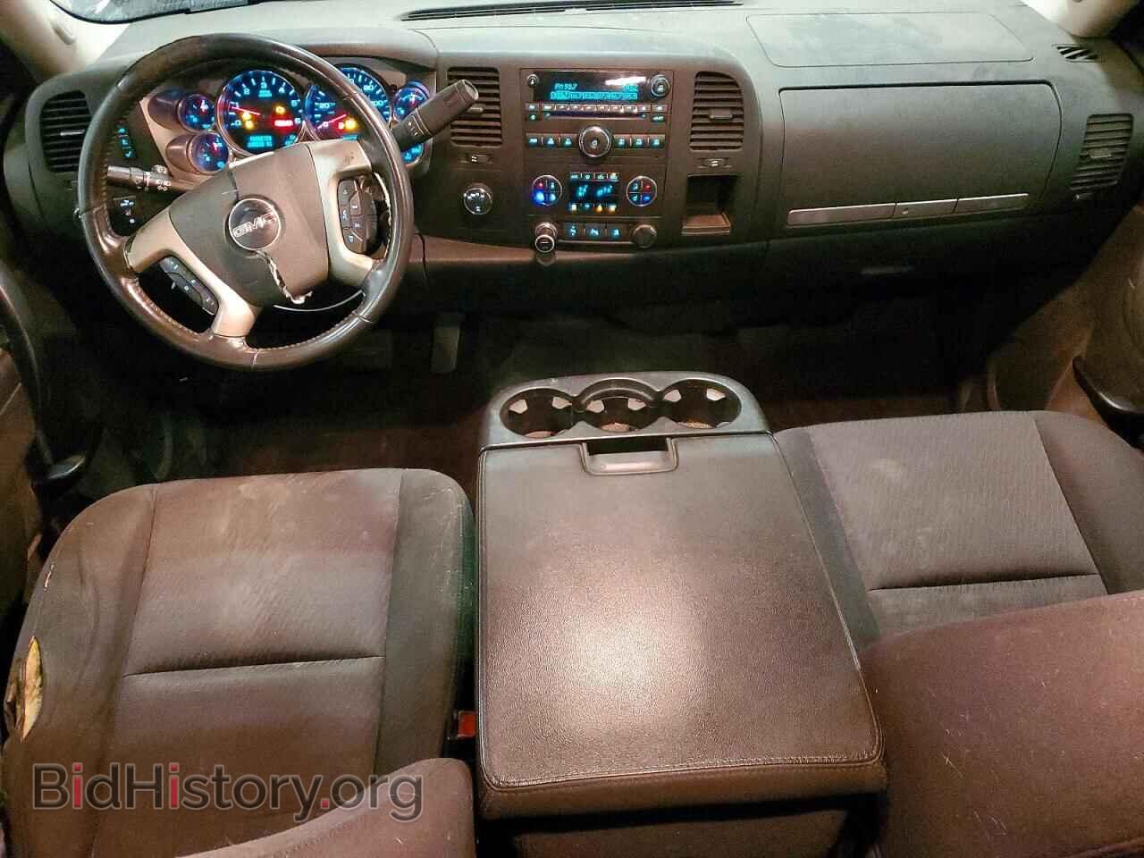 2011 GMC SIERRA - VIN: 1GTR2VE32BZ404238 - Фото 8