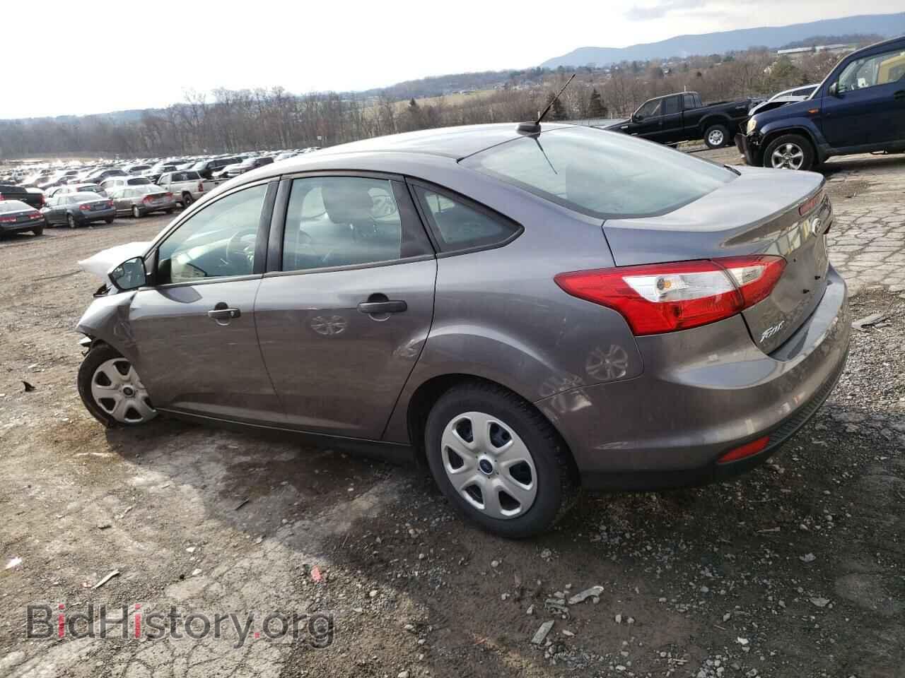 2013 FORD FOCUS - VIN: 1FADP3E26DL194147 - Фото 2