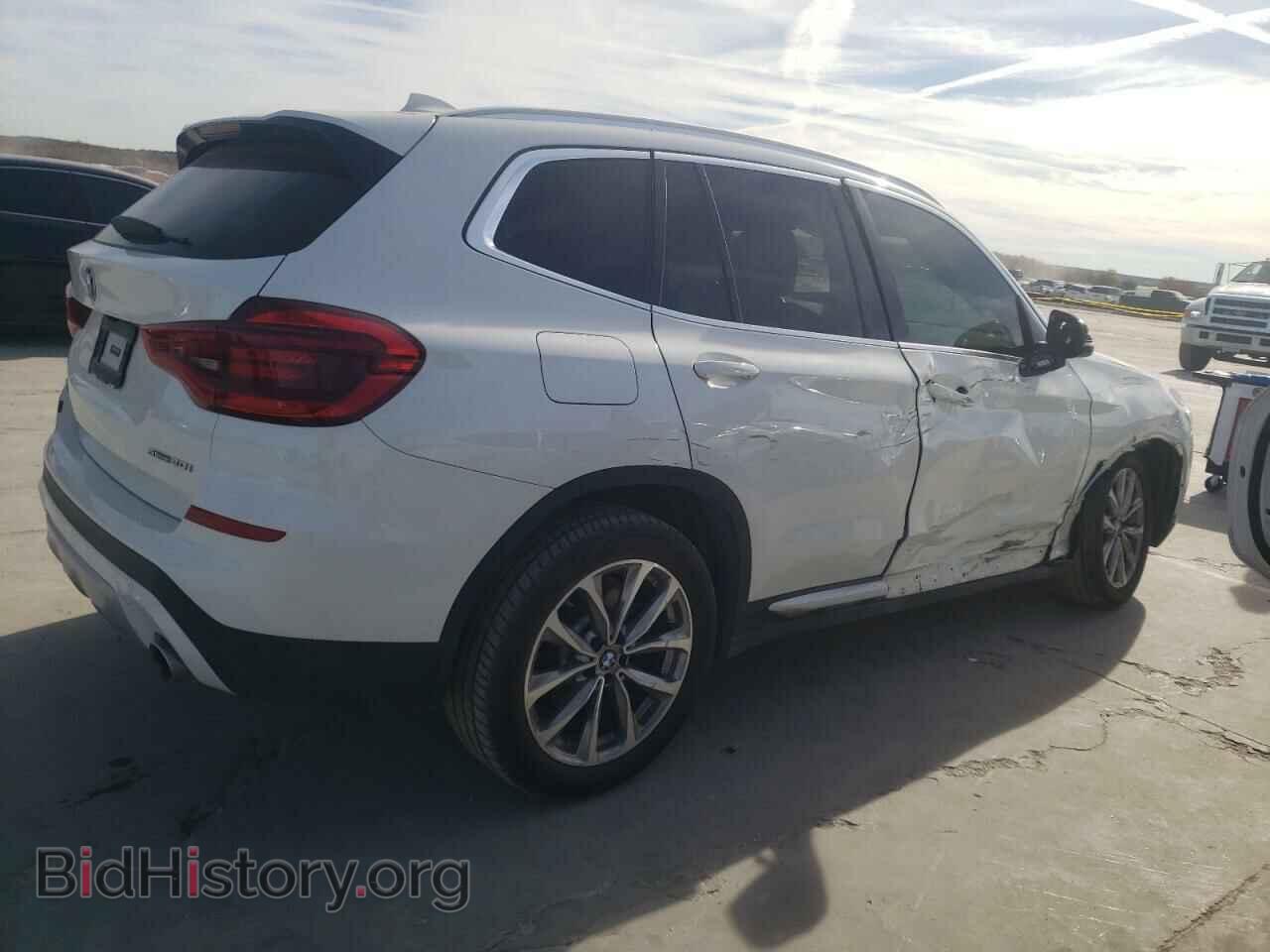 2019 BMW X3 - VIN: 5UXTR7C50KLE94334 - Фото 3