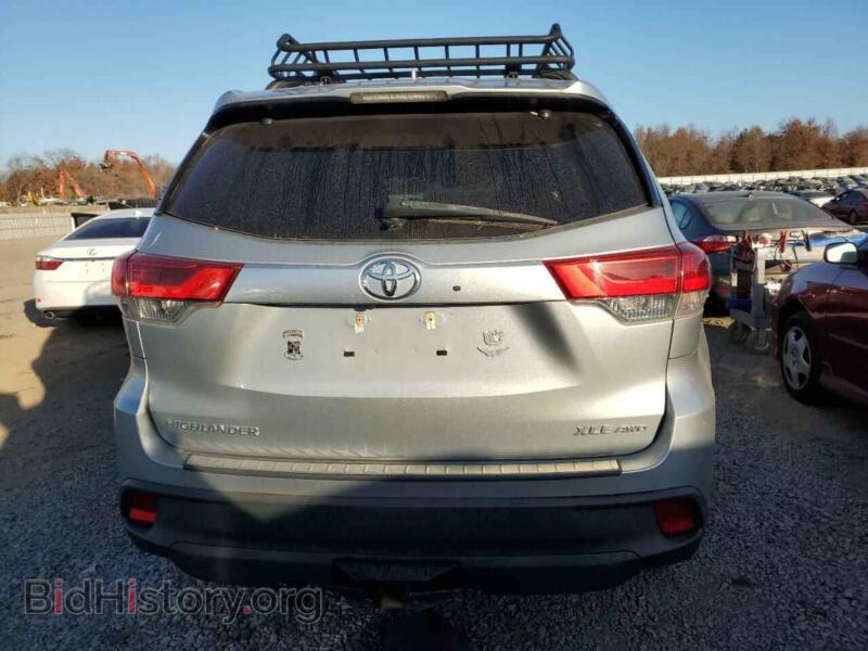 2018 Toyota HIGHLANDER (VIN 5TDJZRFH4JS529736) — фото 6 из 13